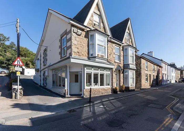 Stunning New 1 Bed Apartment In Marazion.