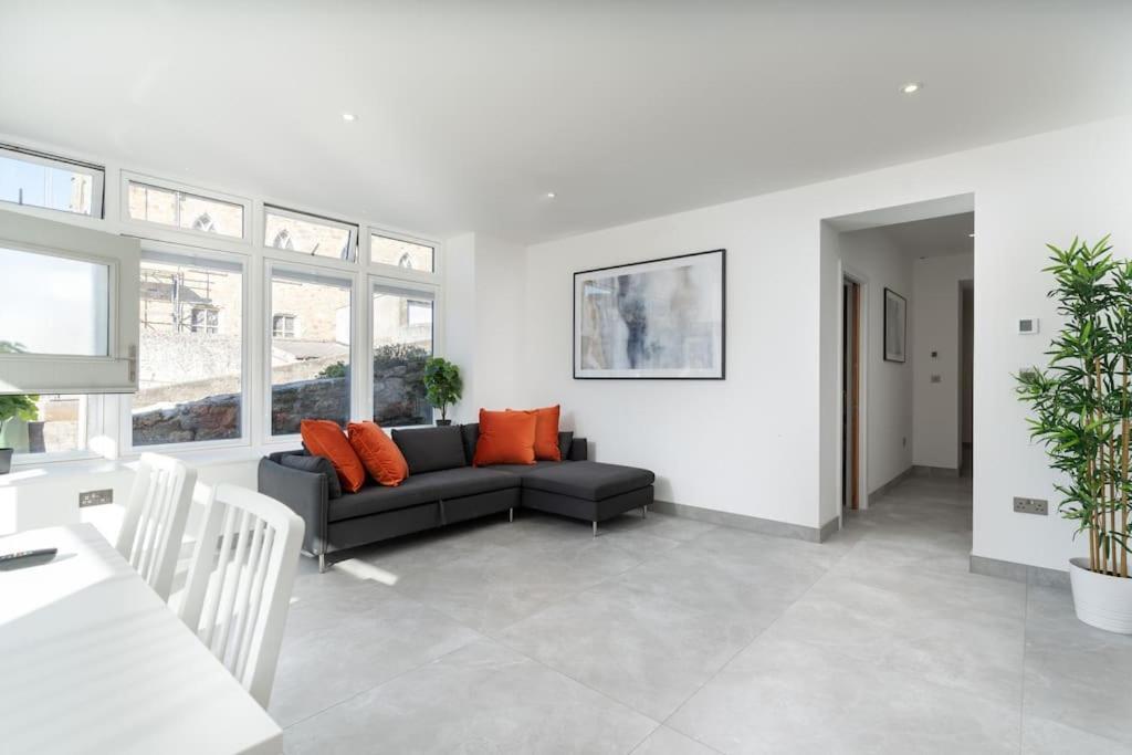Stunning New 1 Bed In Marazion. * Marazion