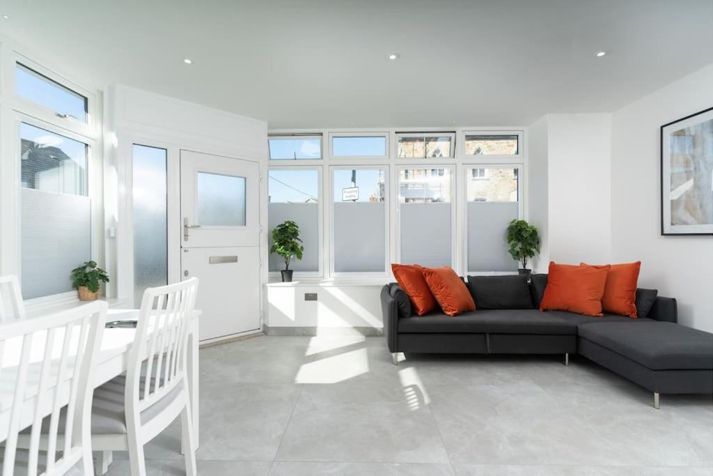 Stunning New 1 Bed In Marazion. Apartment Marazion